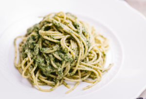 食べ物であなたの恋愛運を上げる！復縁に効果的な食べ物とは？